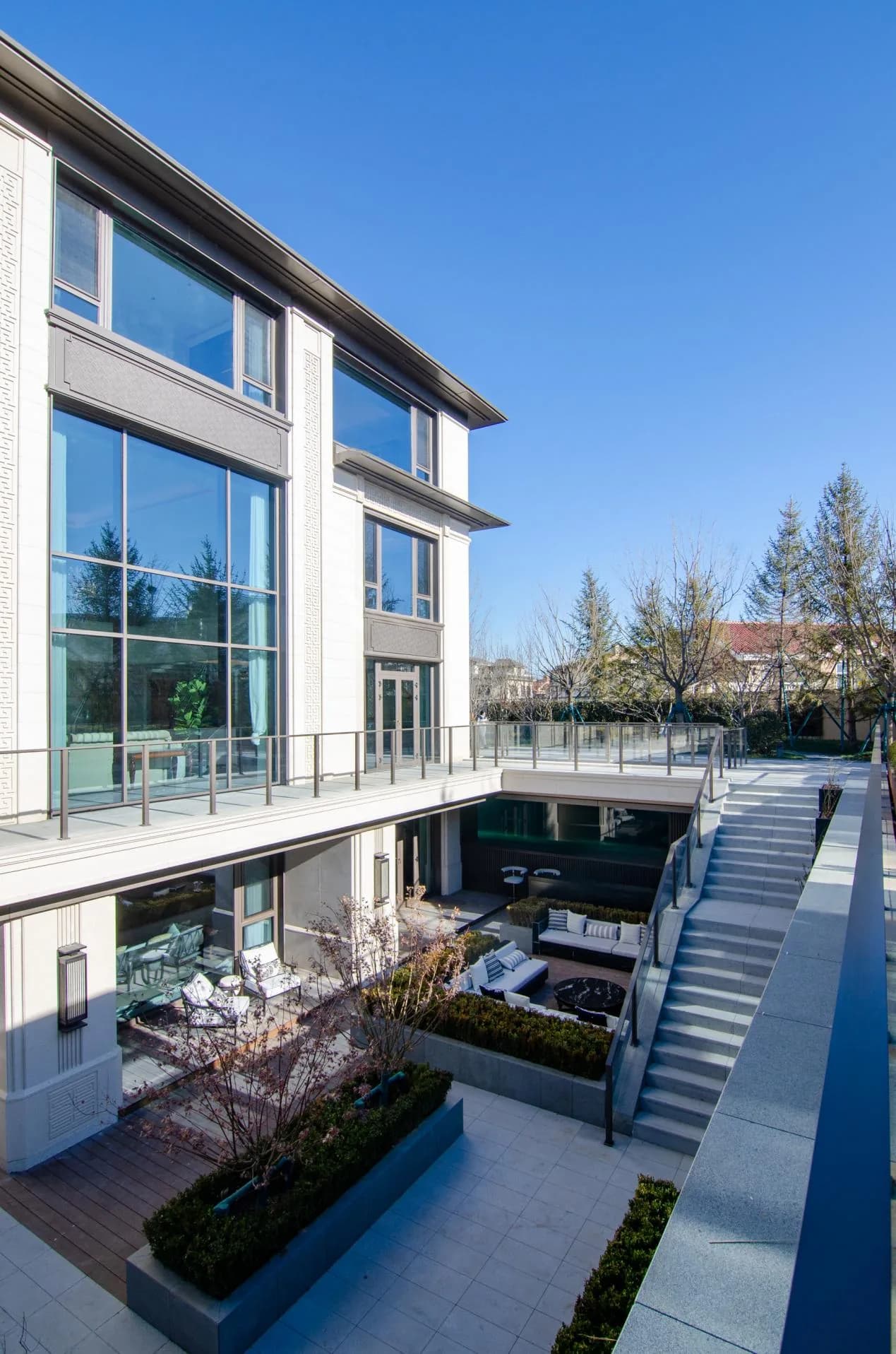 Longfor Yunhe Yubi: Residence 01: Waterside residence exterior